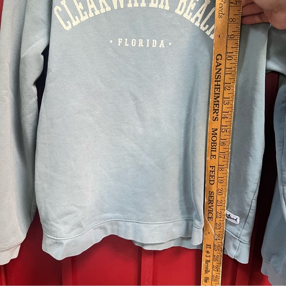 Clearwater Beach Crewneck! The shark tee! Amazing quality and feel! GC Size S - Picture 7 of 8